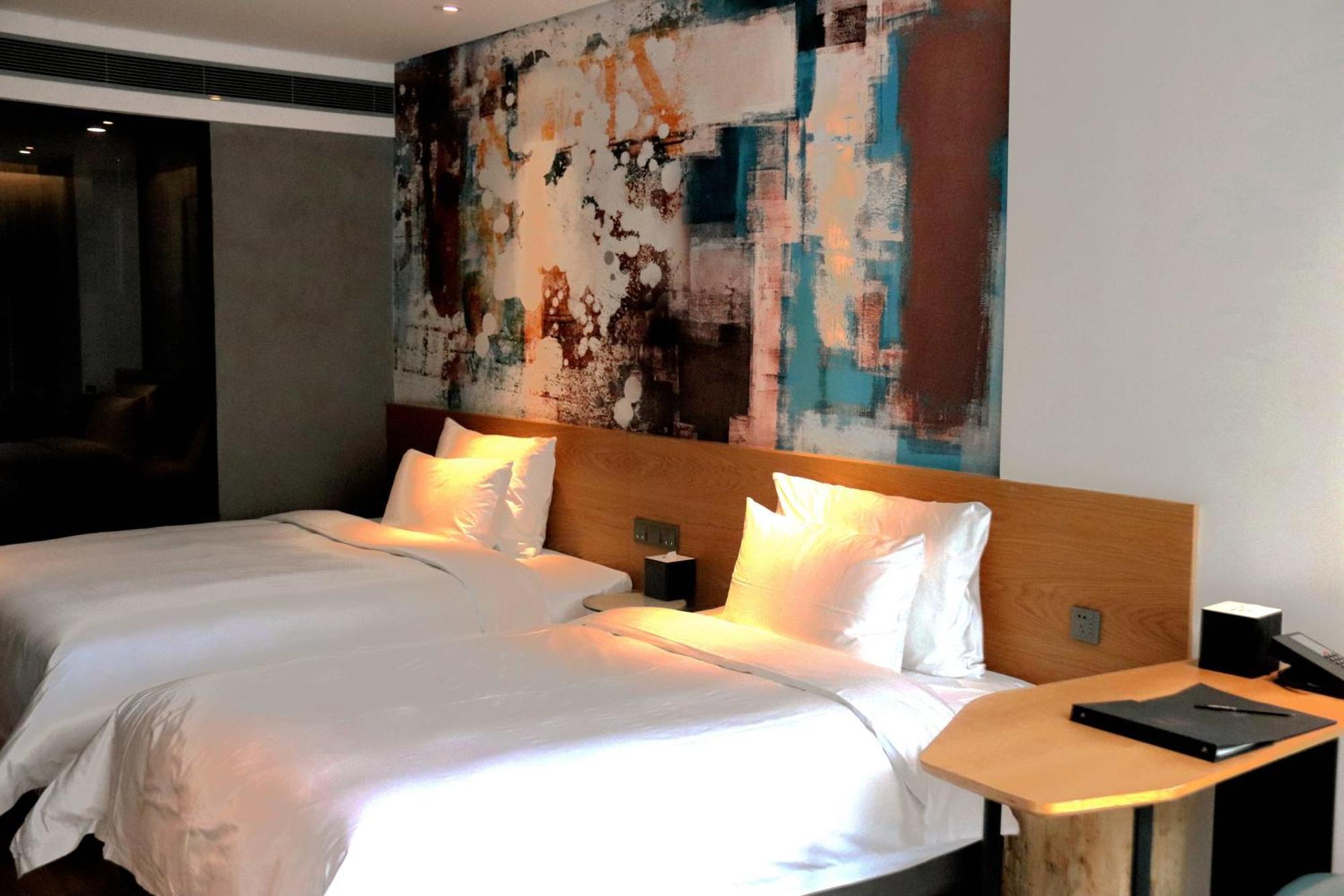 M Hotel Zhengzhou Exterior foto